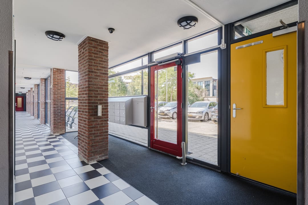 Photo 7 of Leopoldstraat 4