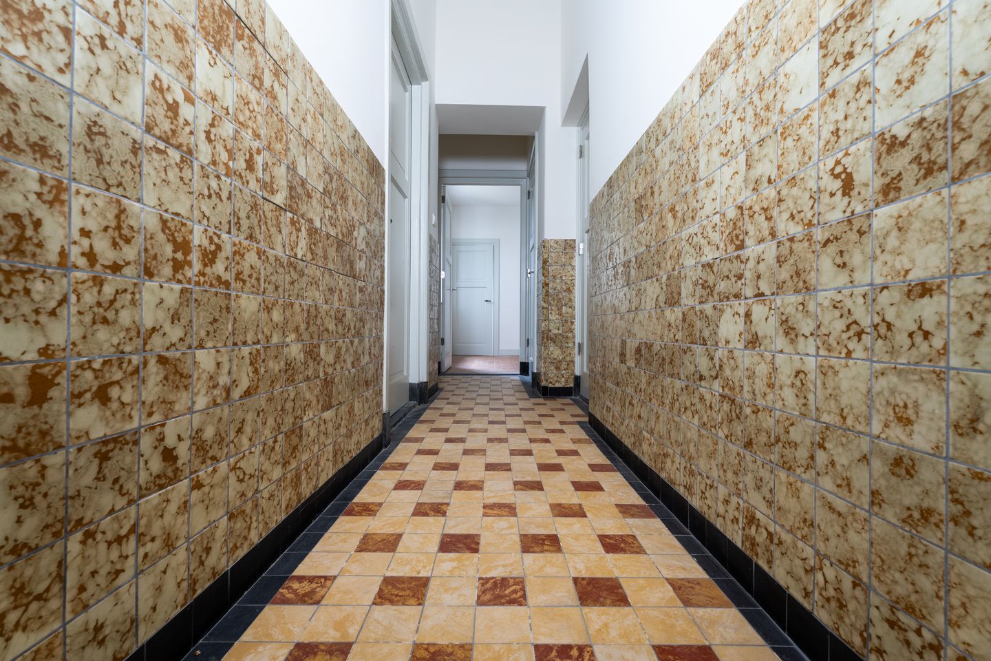 View photo 3 of Honigmannstraat 57