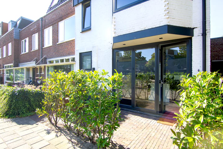 Foto 2 van Floresstraat 4