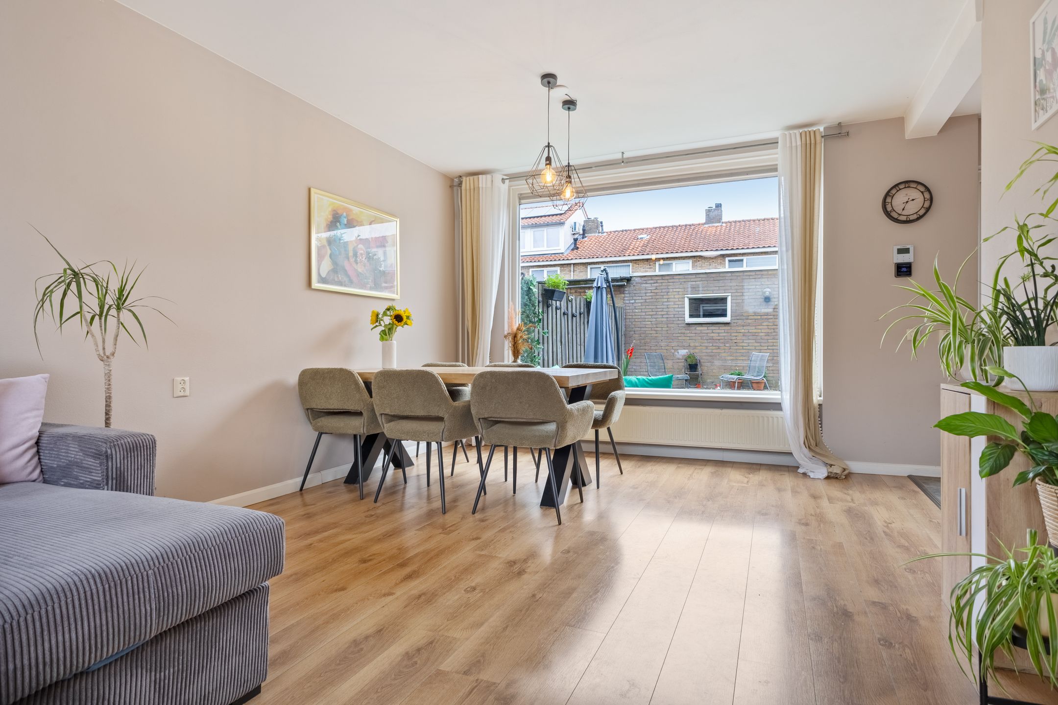 Photo 15 of Jan van Ruusbroeckstraat 7
