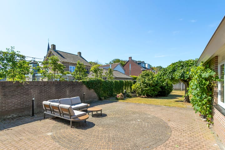 Foto 4 van van Oosterhoutstraat 1