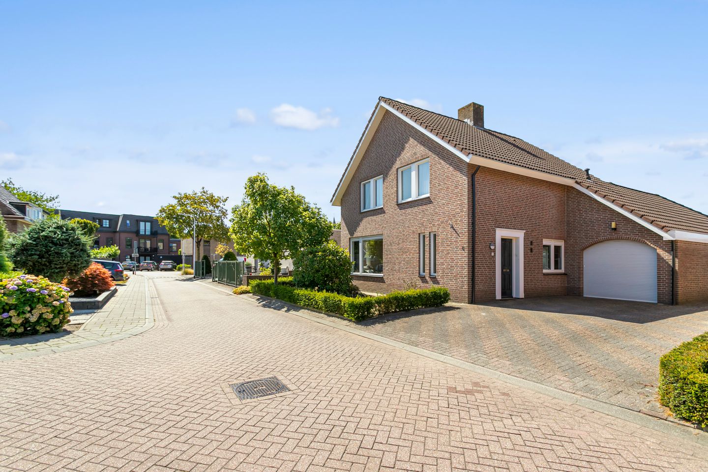 Photo 25 of van Oosterhoutstraat 1