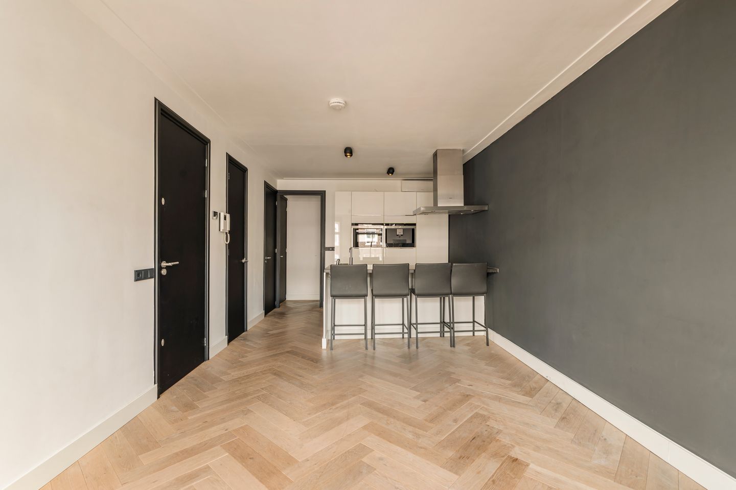 Photo 5 of Albert Cuypstraat 94-3