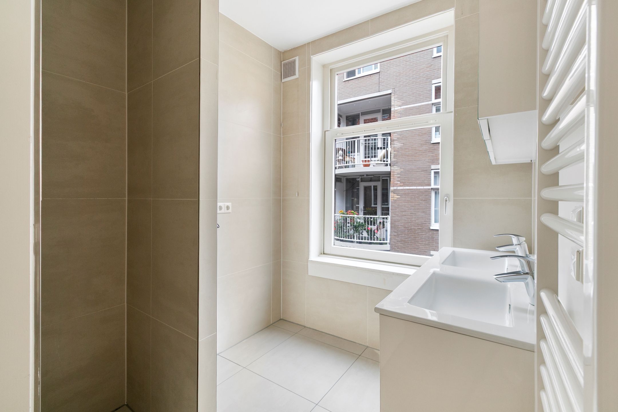 Foto 15 van Derde Egelantiersdwarsstraat 7-1