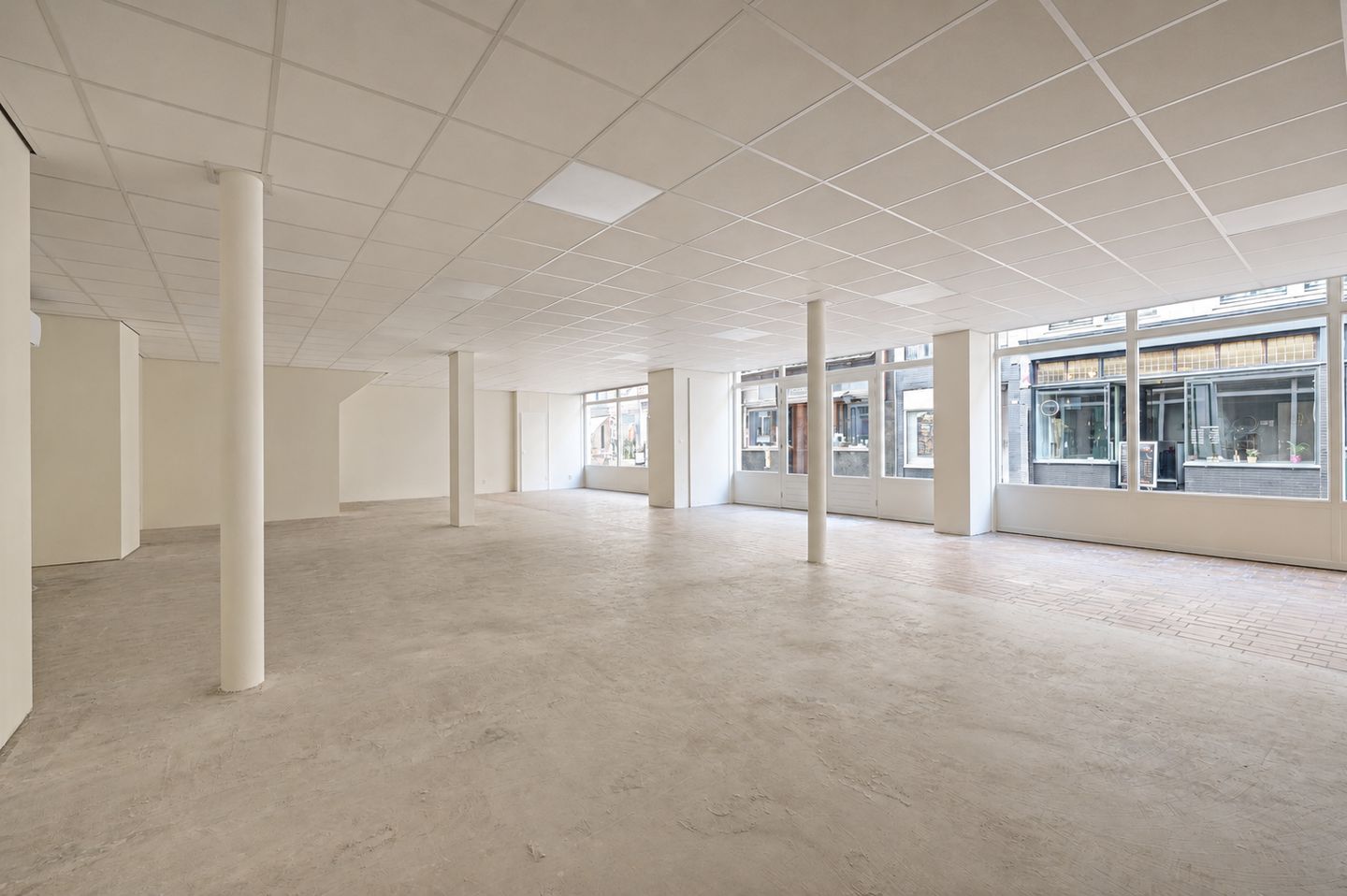 View photo 2 of Hoogstraat 68