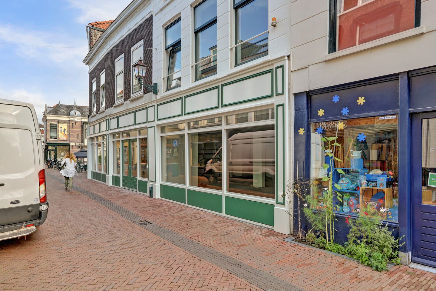 View photo 1 of Hoogstraat 68