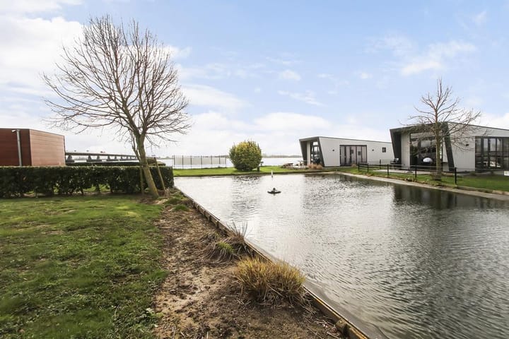 Vrijstaande woning te koop: Rijksstraatweg 186-123, Dordrecht