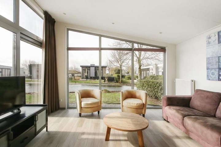Vrijstaande woning te koop: Rijksstraatweg 186-123, Dordrecht