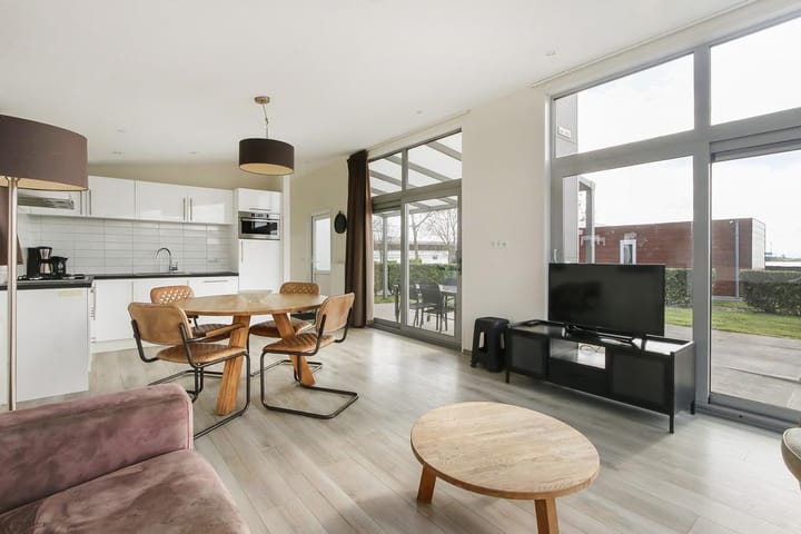 Vrijstaande woning te koop: Rijksstraatweg 186-123, Dordrecht