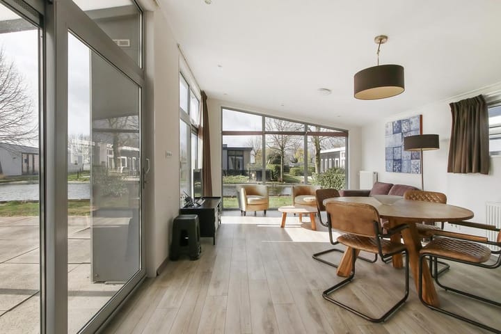 Vrijstaande woning te koop: Rijksstraatweg 186-123, Dordrecht
