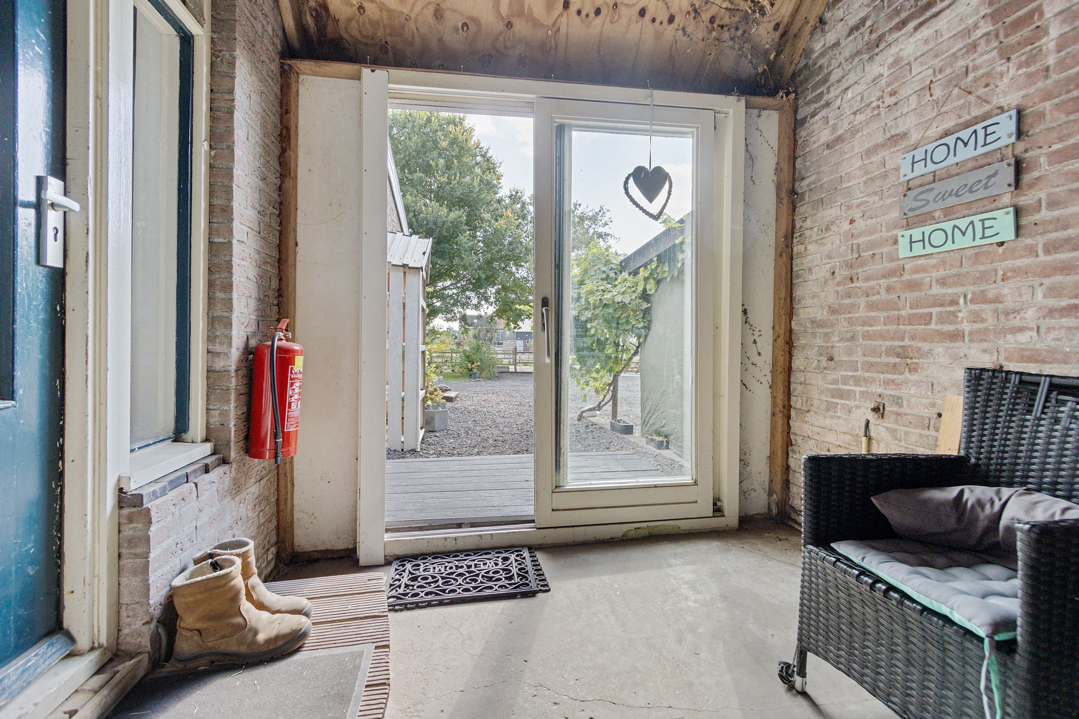 Photo 39 of Straatweg 3