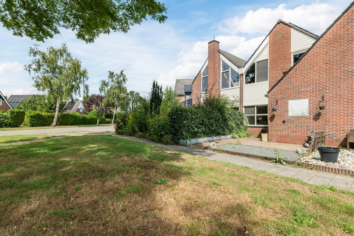 Photo 5 of Domela Nieuwenhuisweg 32