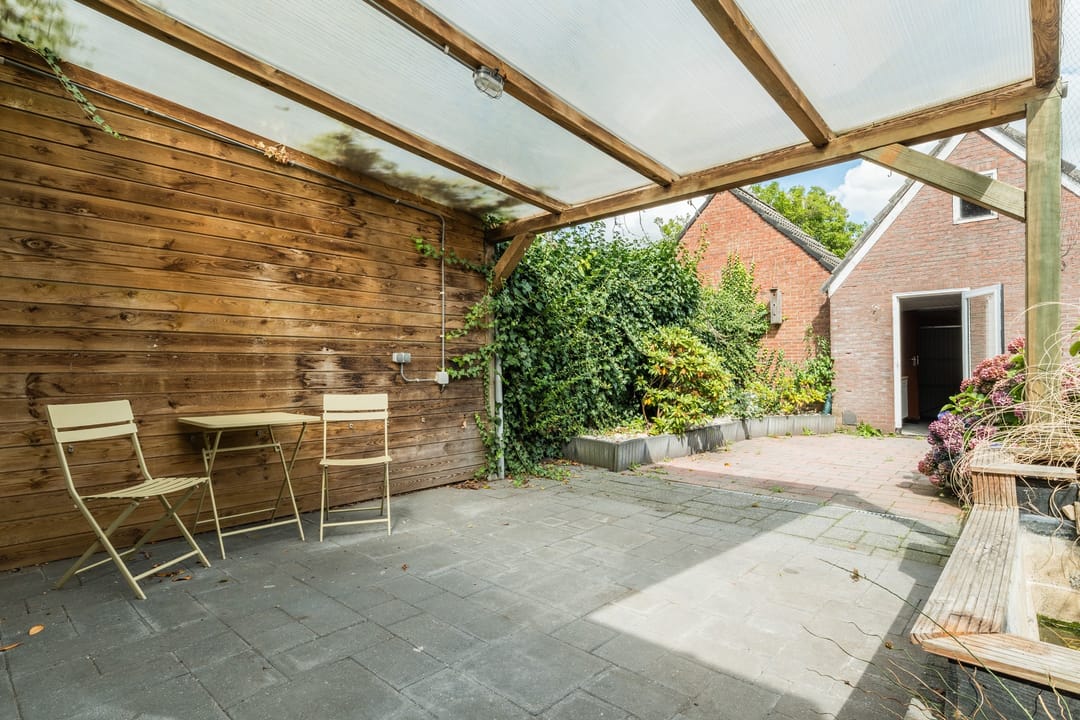 Photo 38 of Domela Nieuwenhuisweg 32
