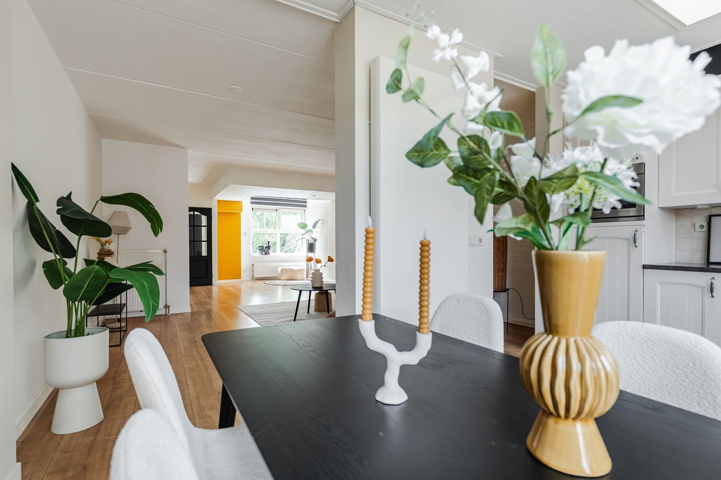 Photo 19 of Domela Nieuwenhuisweg 32