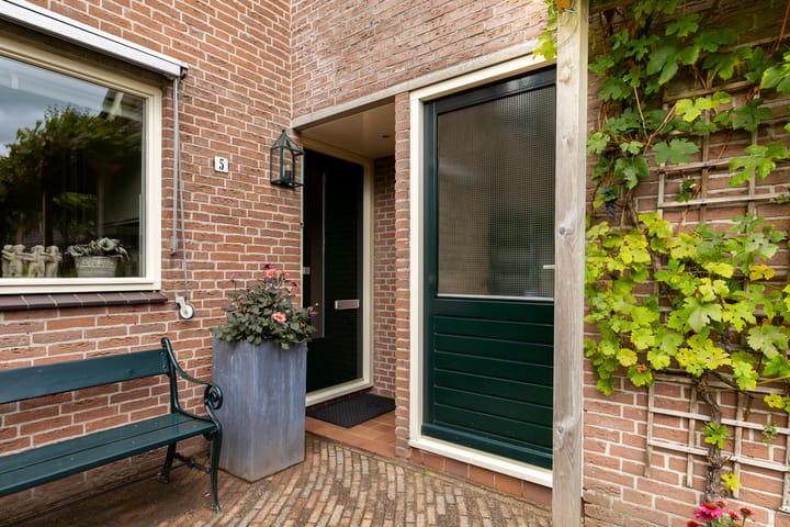 Foto 2 van van Neslaan 5