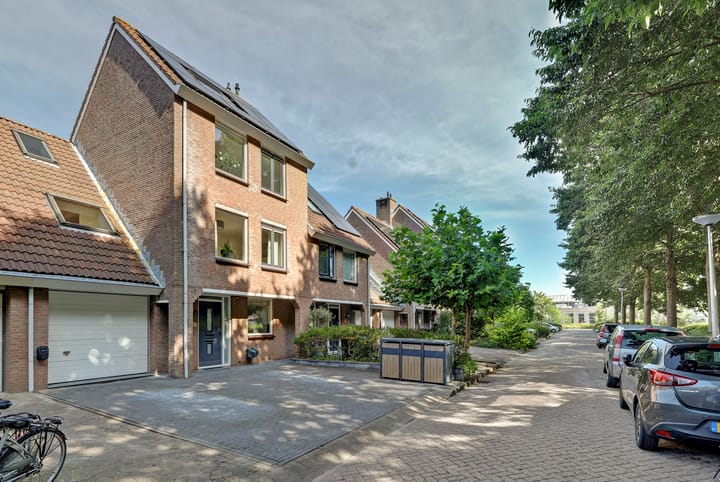 Foto 2 van Hinder 3
