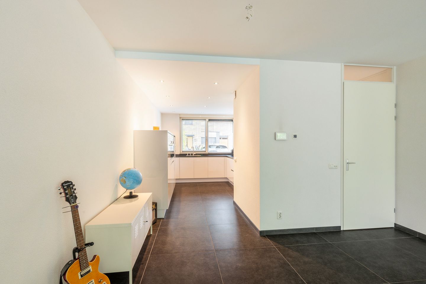 Photo 19 of Hugo de Vriesstraat 9