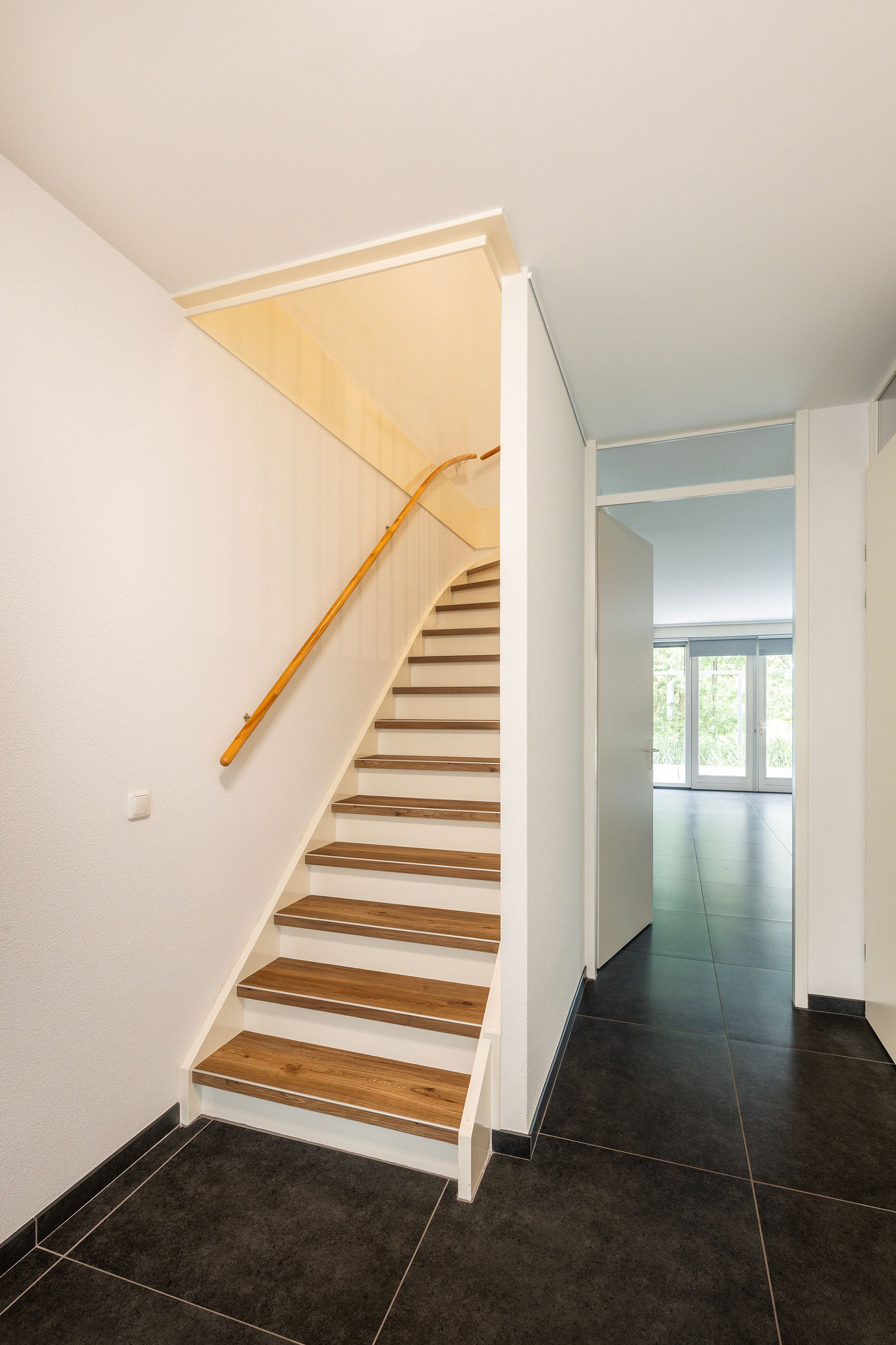 Photo 15 of Hugo de Vriesstraat 9