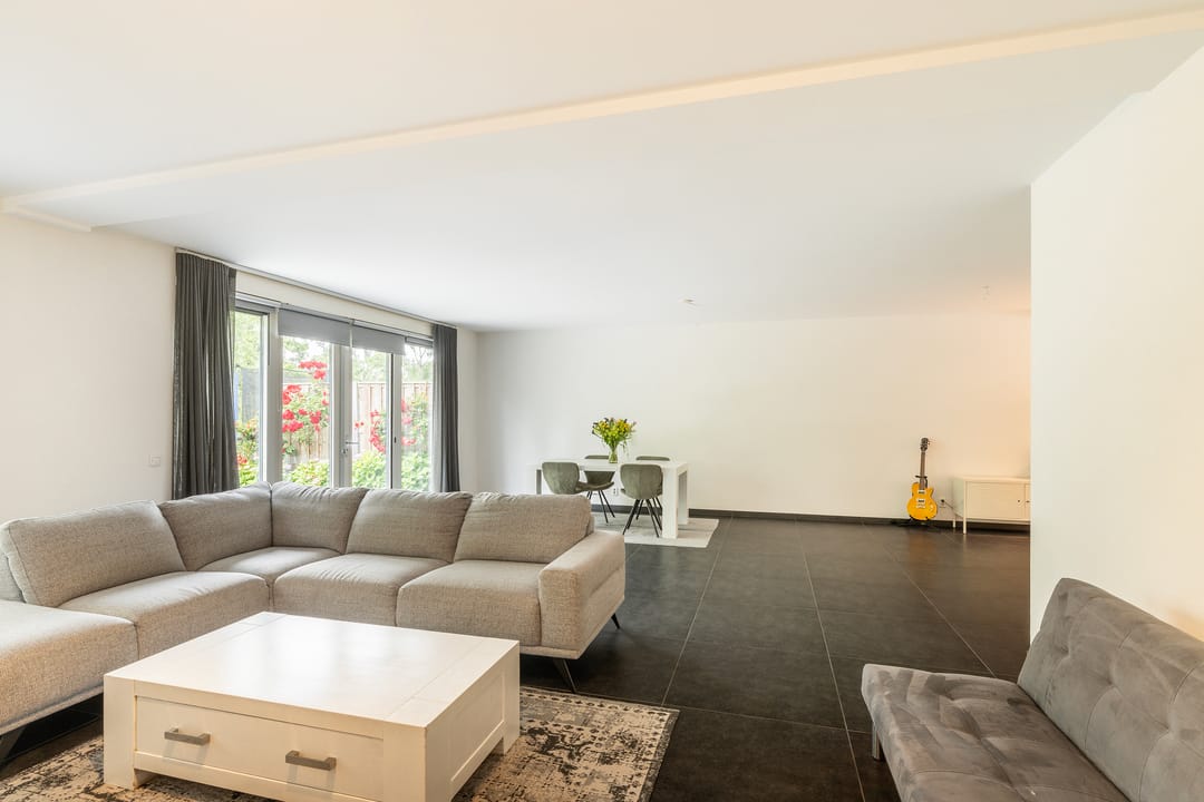 Photo 17 of Hugo de Vriesstraat 9