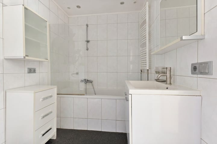 Hoekwoning te koop: Rembrandtstraat 37, Heerlen