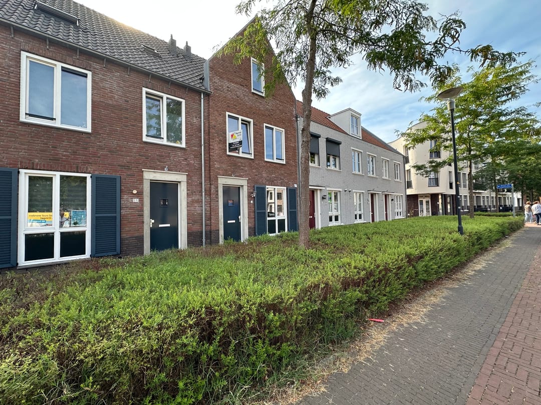 Photo 31 of J van Oldenbarneveldtstr 38