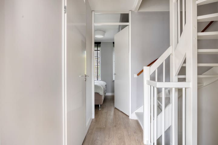 Tussenwoning te koop: J van Oldenbarneveldtstr 38, Zaltbommel