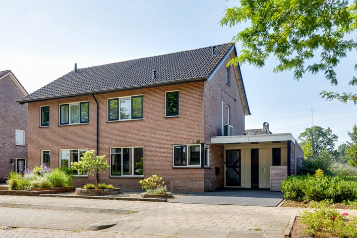 Foto 4 van Middenweg 43
