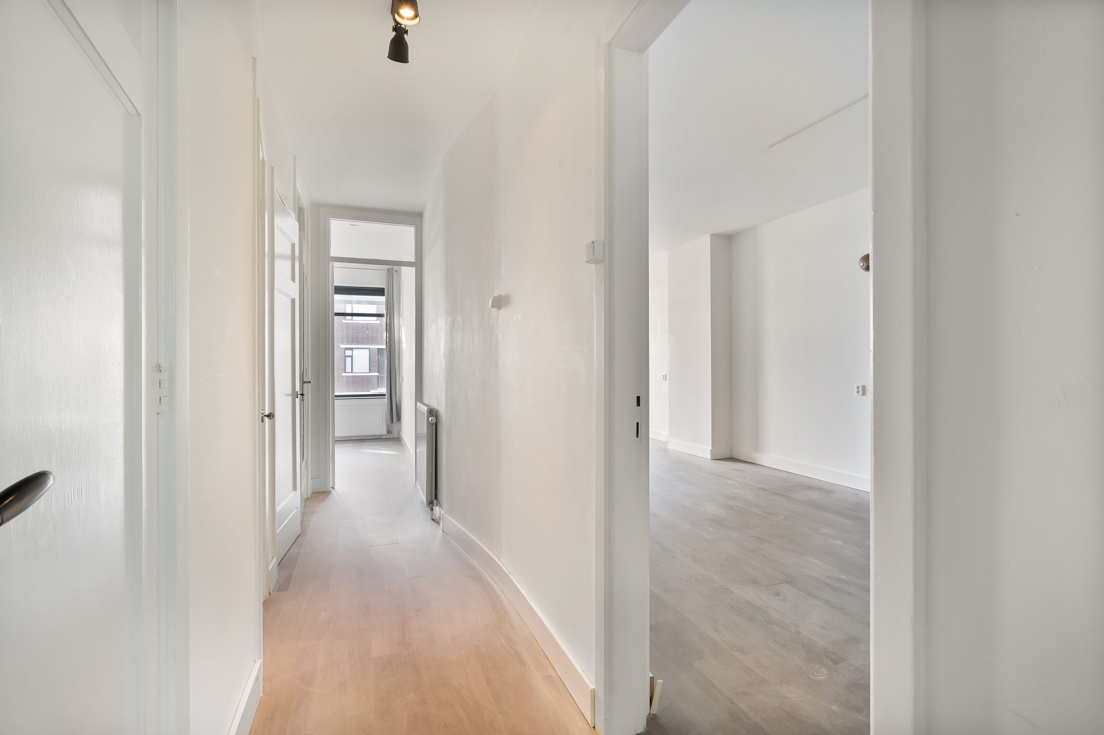Photo 6 of Cornelis van der Lijnstraat 11