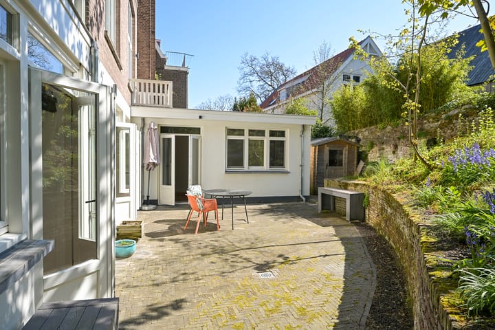 Foto 5 van Helmstraat 2-E
