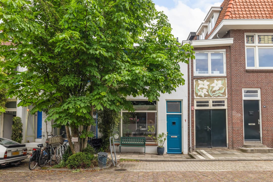 Photo 2 of Van der Mondestraat 1