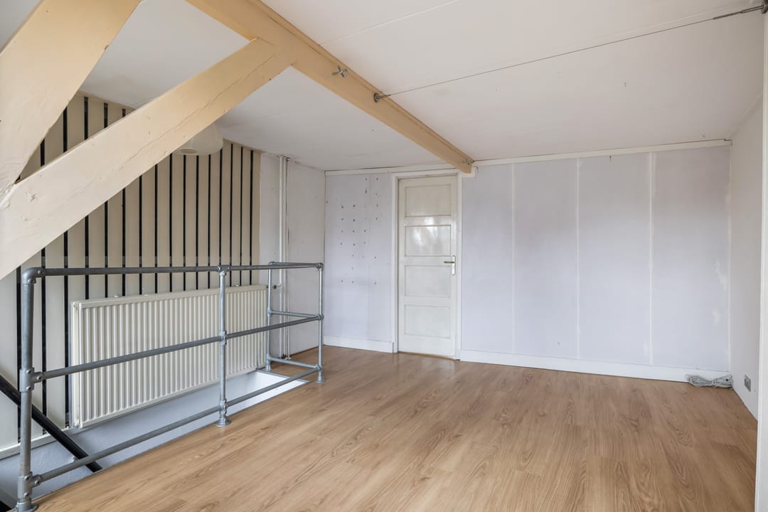 Photo 23 of Van der Mondestraat 1
