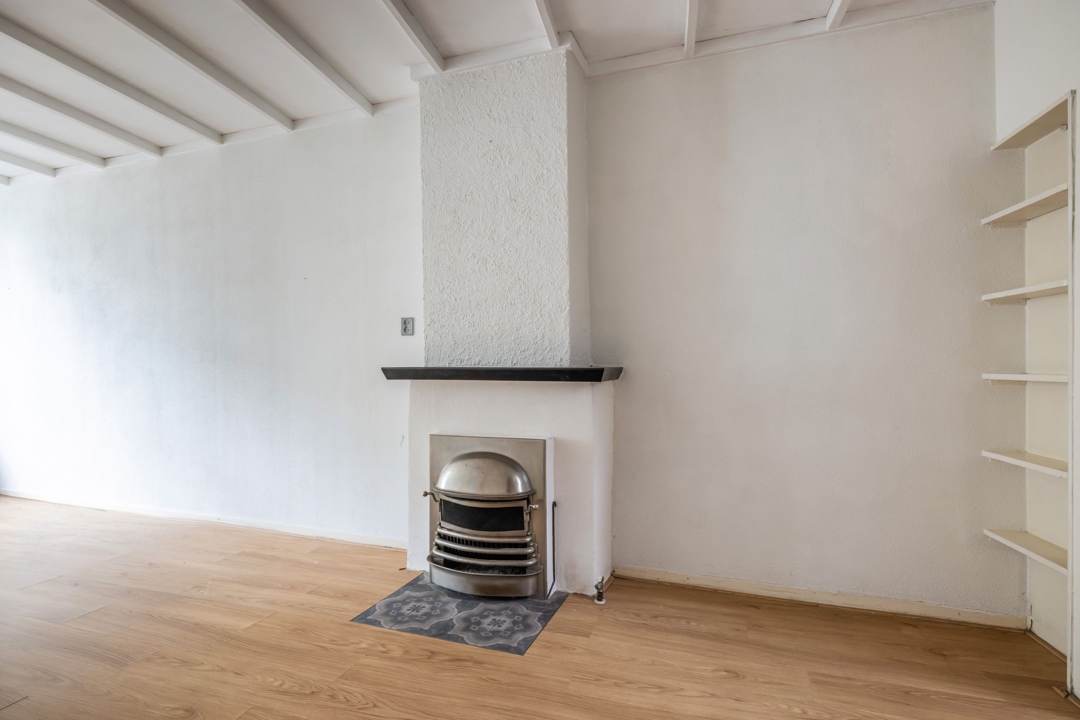 Photo 9 of Van der Mondestraat 1