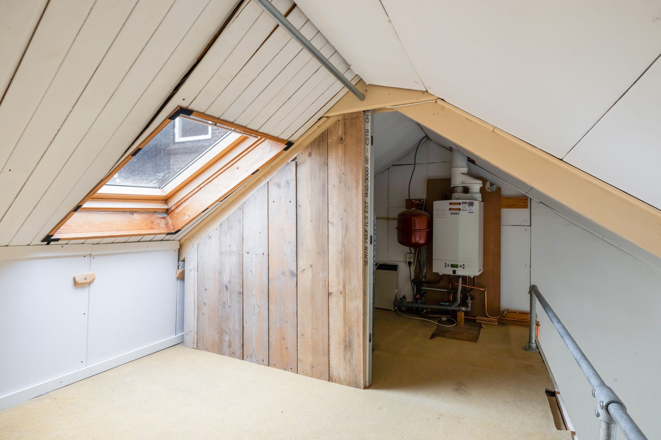 Photo 33 of Van der Mondestraat 1