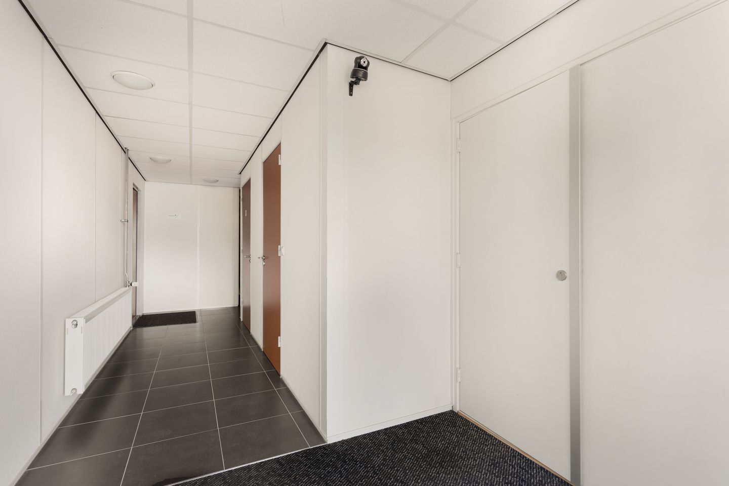 View photo 4 of Parallelweg 128-C