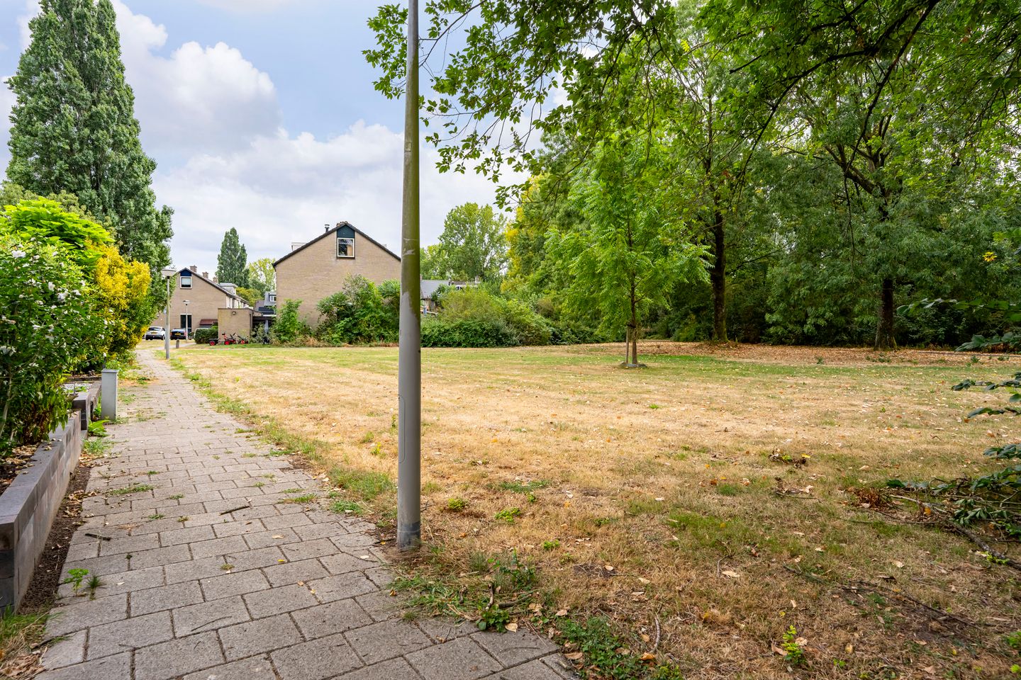 Foto 40 van Achthuizenplantsoen 1