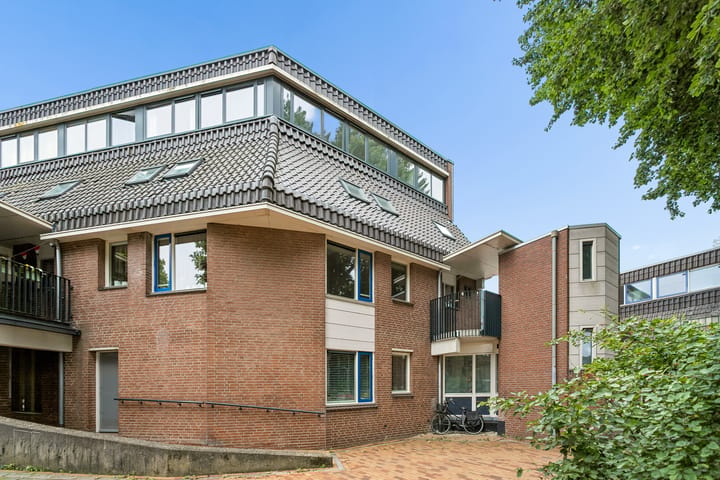 Foto 2 van Middenhof 15