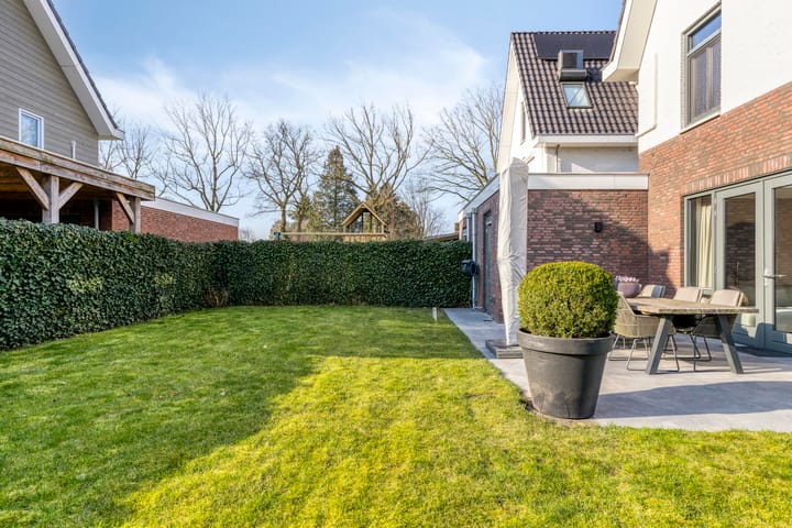 Twee-onder-één-kap te koop: Het Brevier 4, Stevensbeek