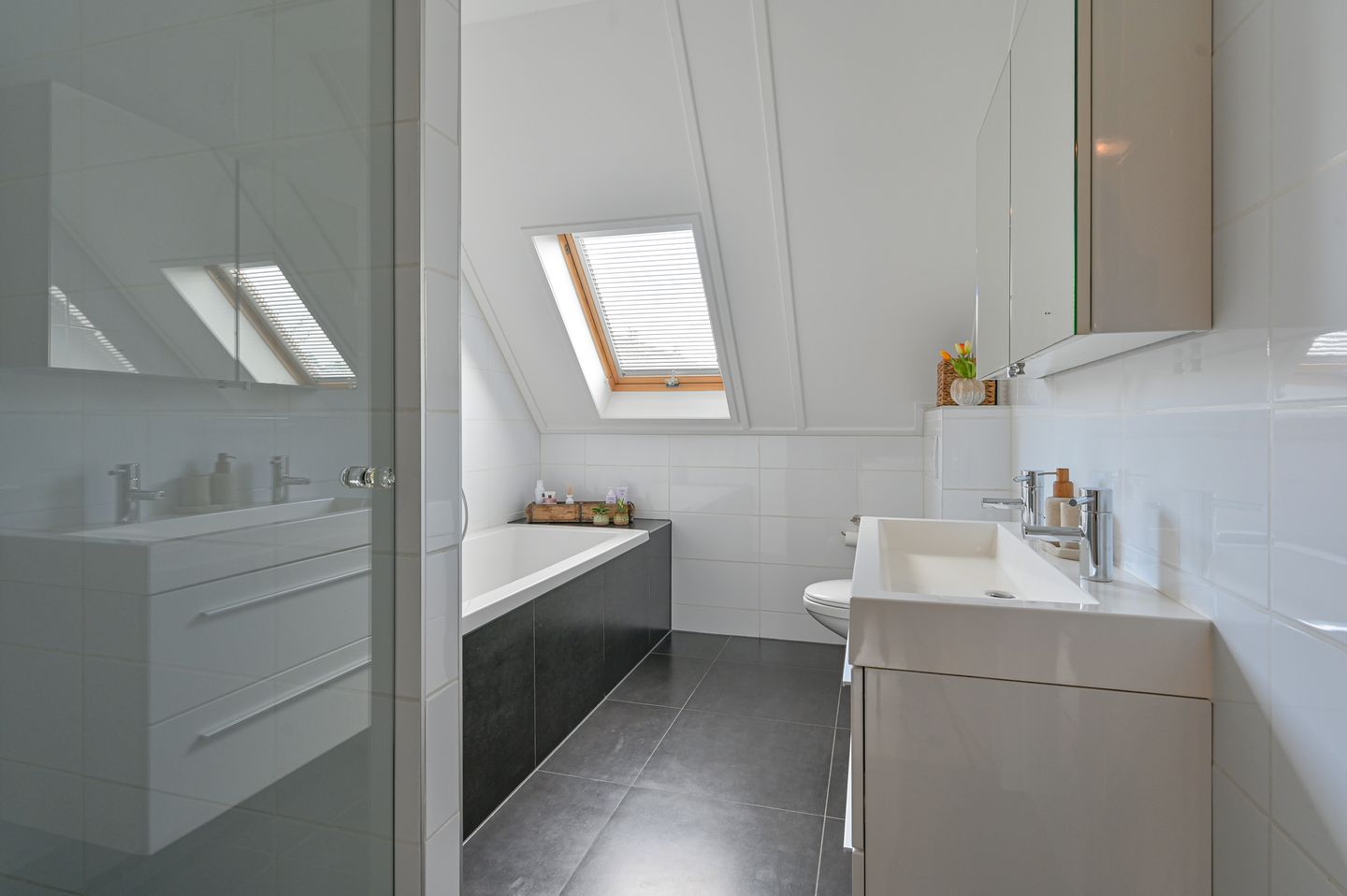 Foto 29 van Wega 9