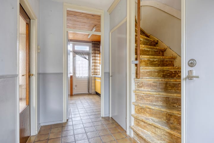 Tussenwoning te koop: Pinksterbloemstraat 28, Rheden