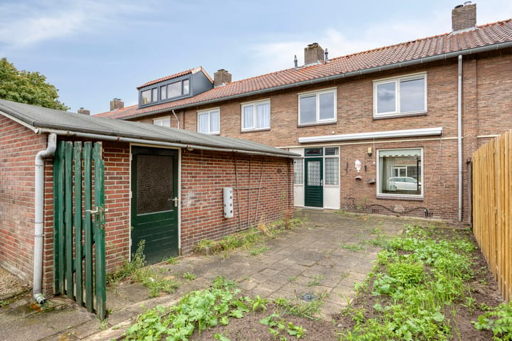 Tussenwoning te koop: Pinksterbloemstraat 28, Rheden