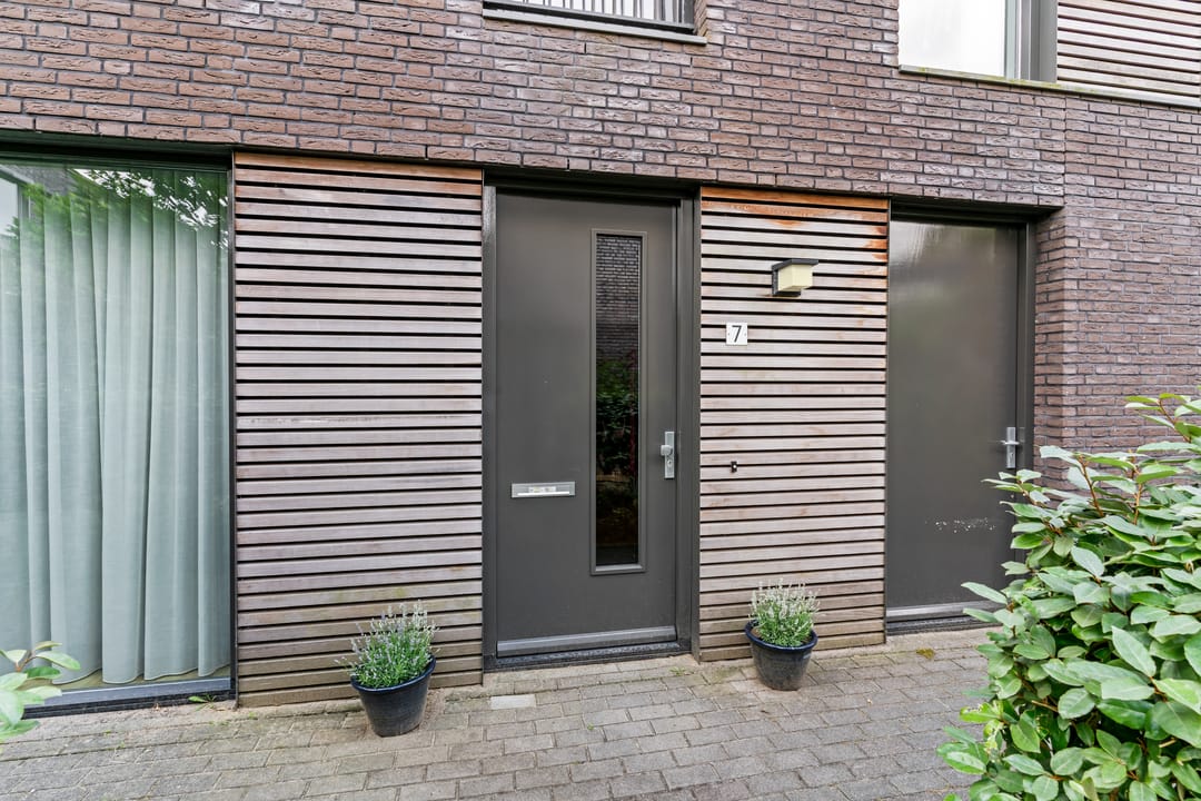 Photo 8 of Warmoeziershof 7