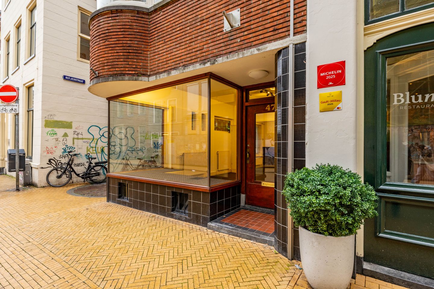 View photo 3 of Oude Boteringestraat 47