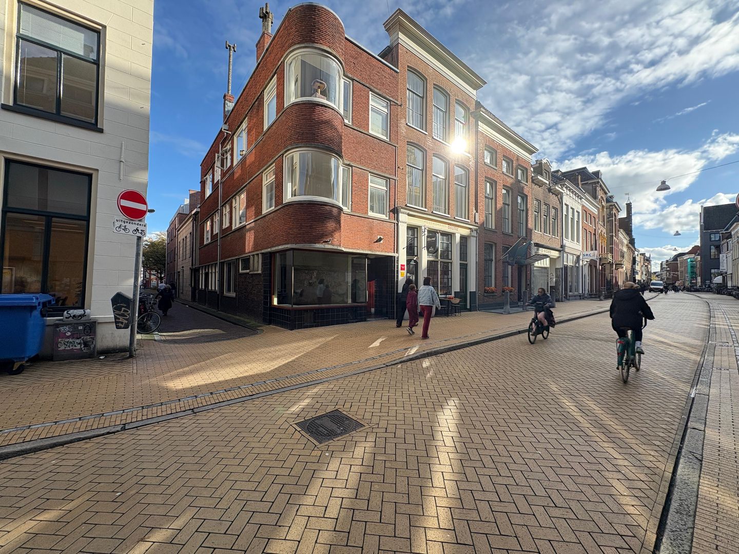 View photo 2 of Oude Boteringestraat 47