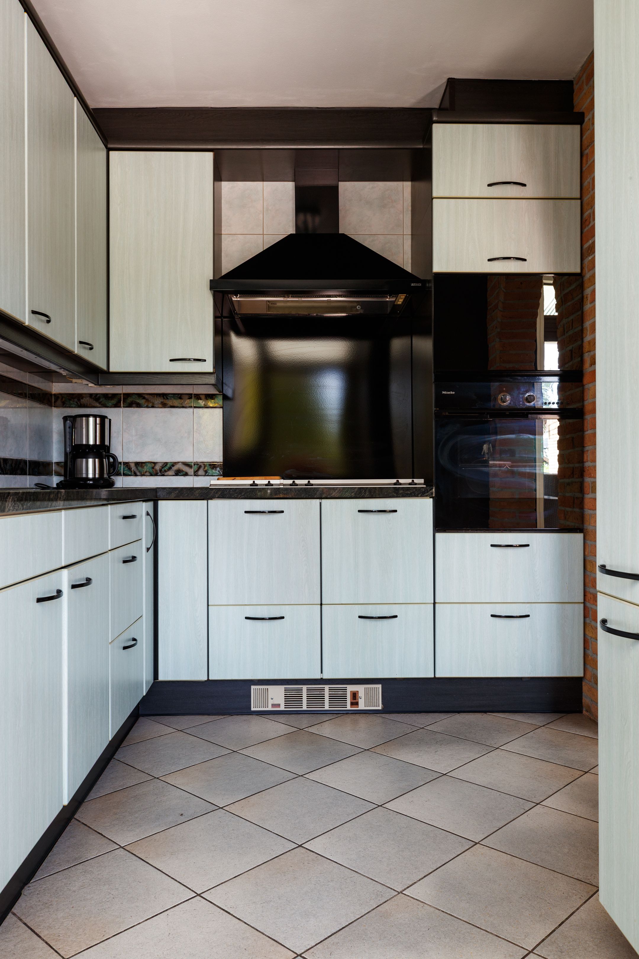 Photo 12 of Ambachtsheerelaan 84