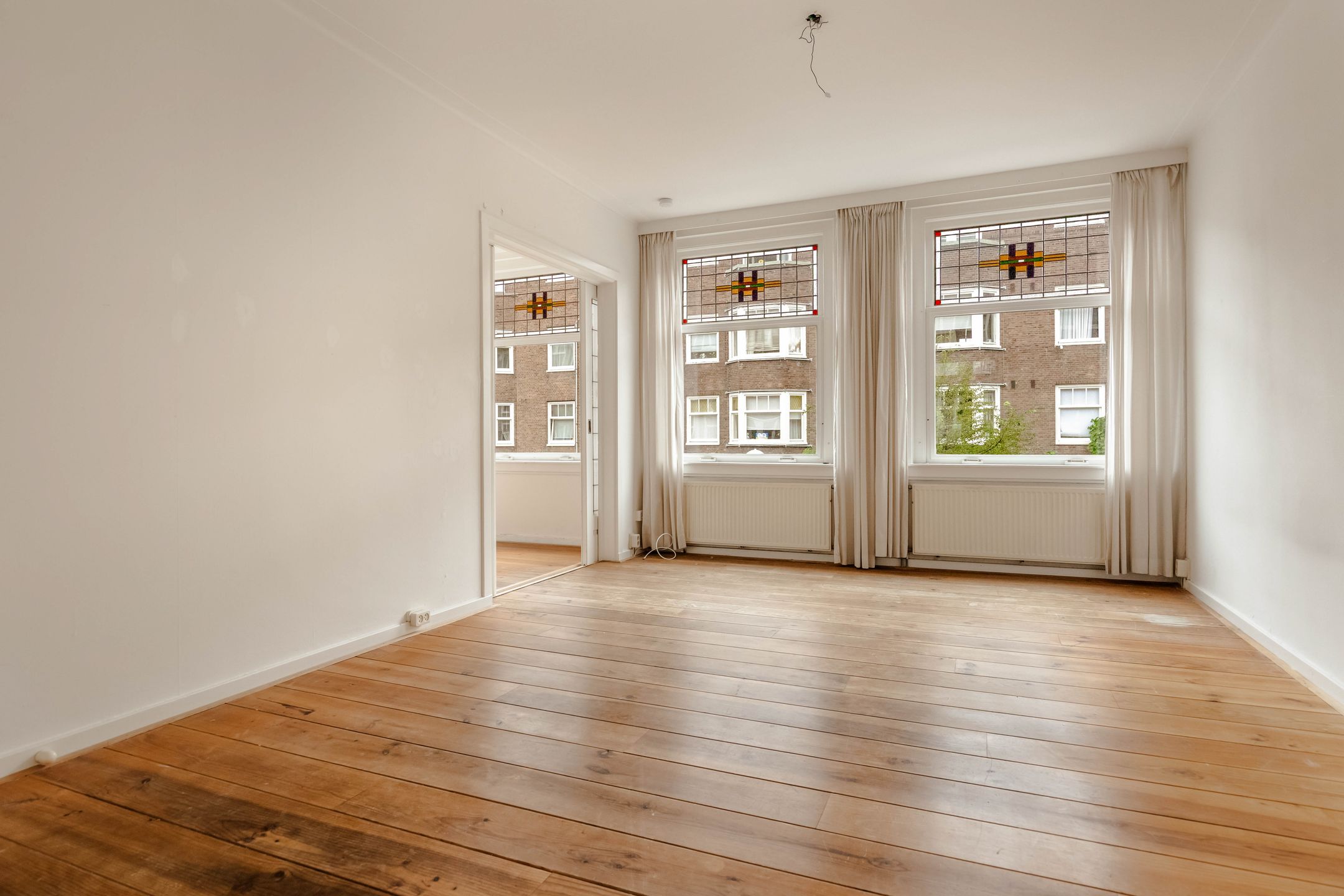 Photo 6 of Eemsstraat 48-1
