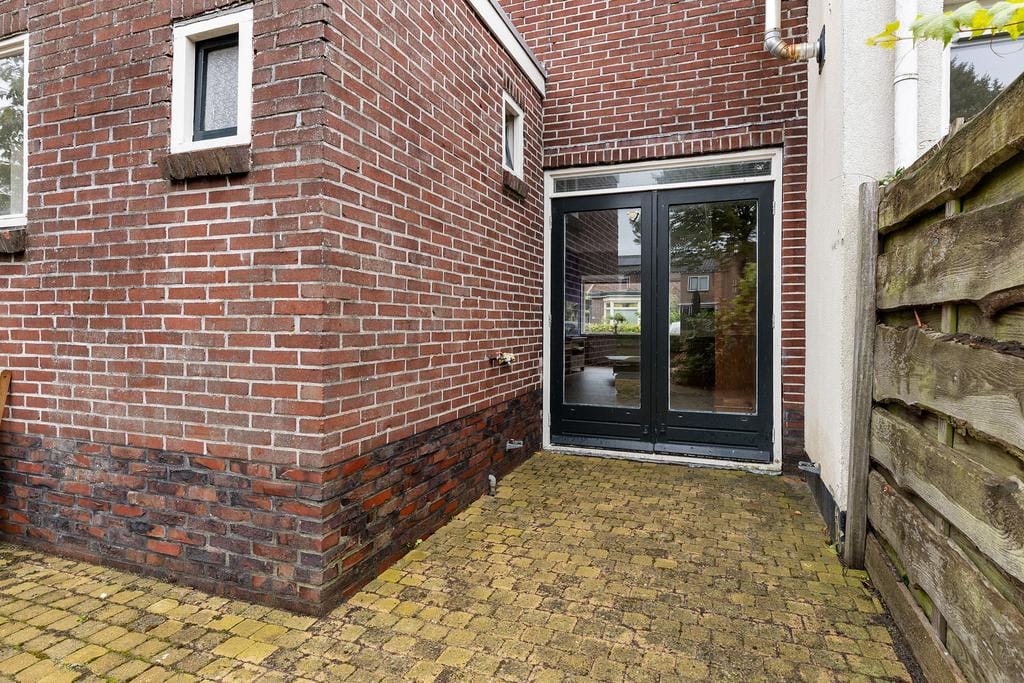 Foto 21 van Spoorstraat 28