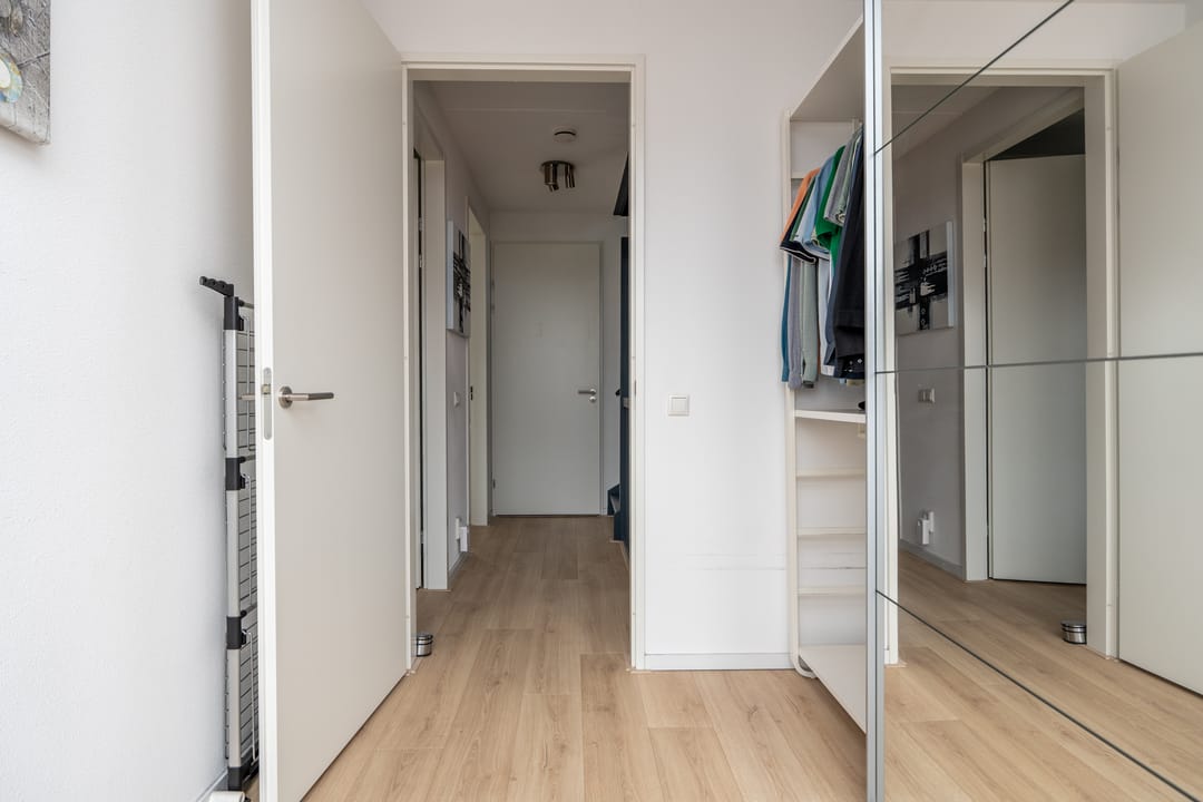 Photo 32 of Marten Klompienlaan 9
