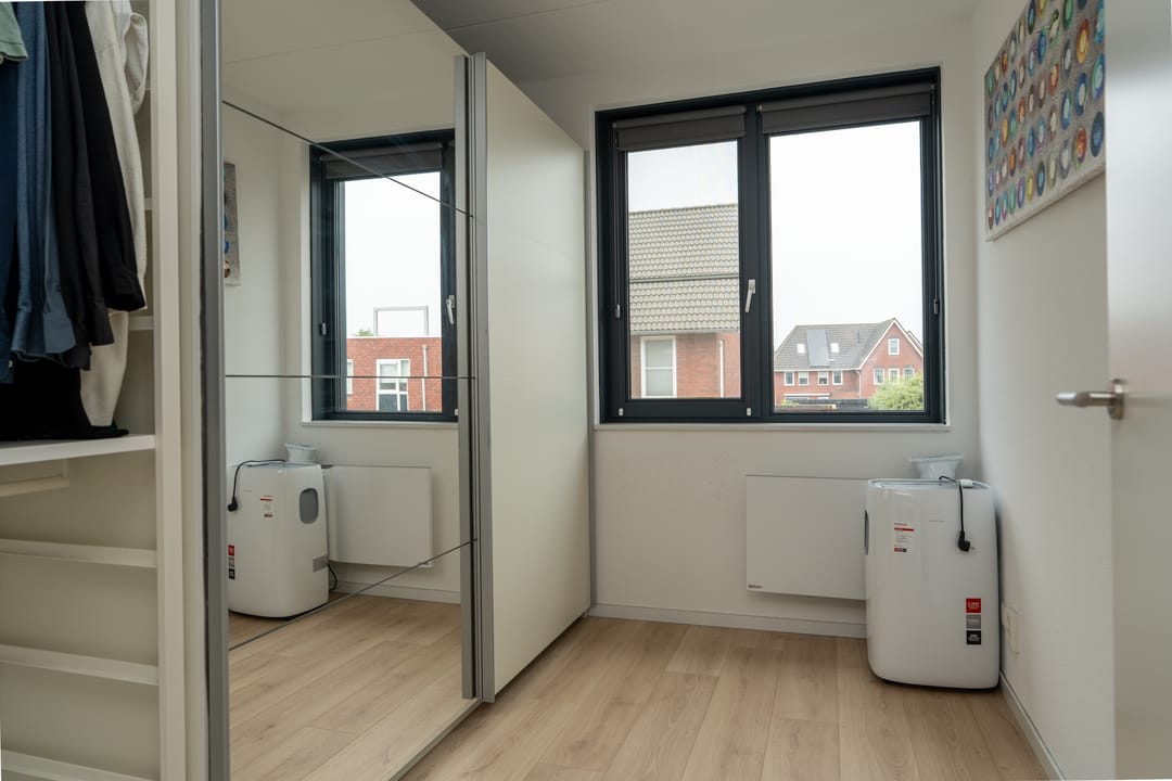 Photo 31 of Marten Klompienlaan 9