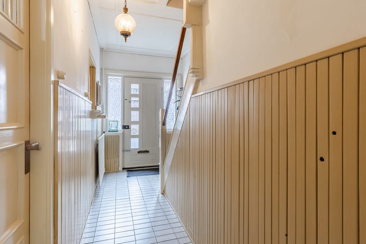 Tussenwoning te koop: Groenstraat 93, Tilburg