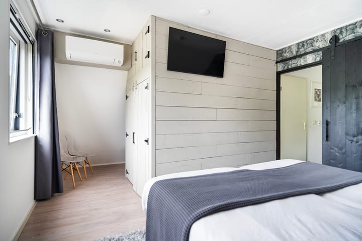 Vrijstaande woning te koop: Gerben van Tuinenstraat 45, St.-Jacobiparochie